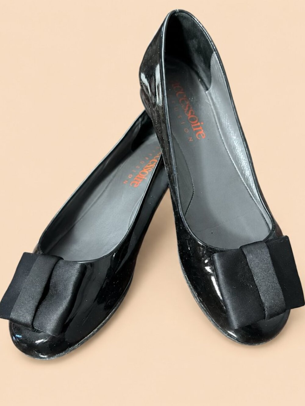 Accessoire Diffusion Leather Ballet Shoes with Bow 39 Euro (8.5 US) size